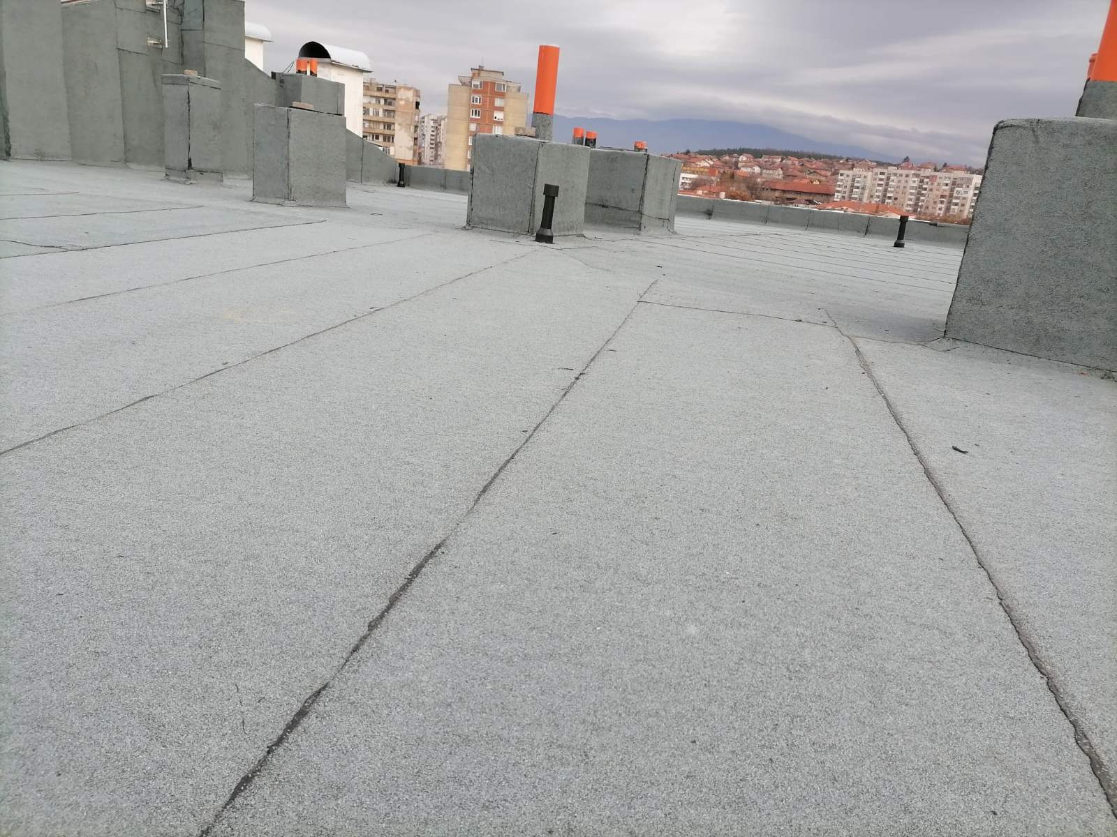 Покрив с битумна хидроизолация